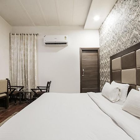 Hotel Townhouse Hollywood Heights Amritsar Exterior foto