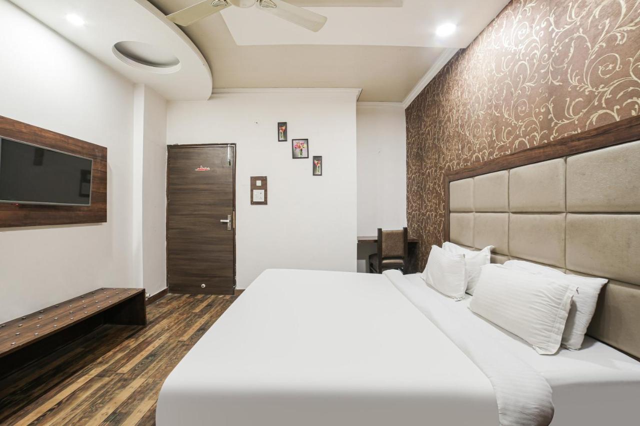 Hotel Townhouse Hollywood Heights Amritsar Exterior foto