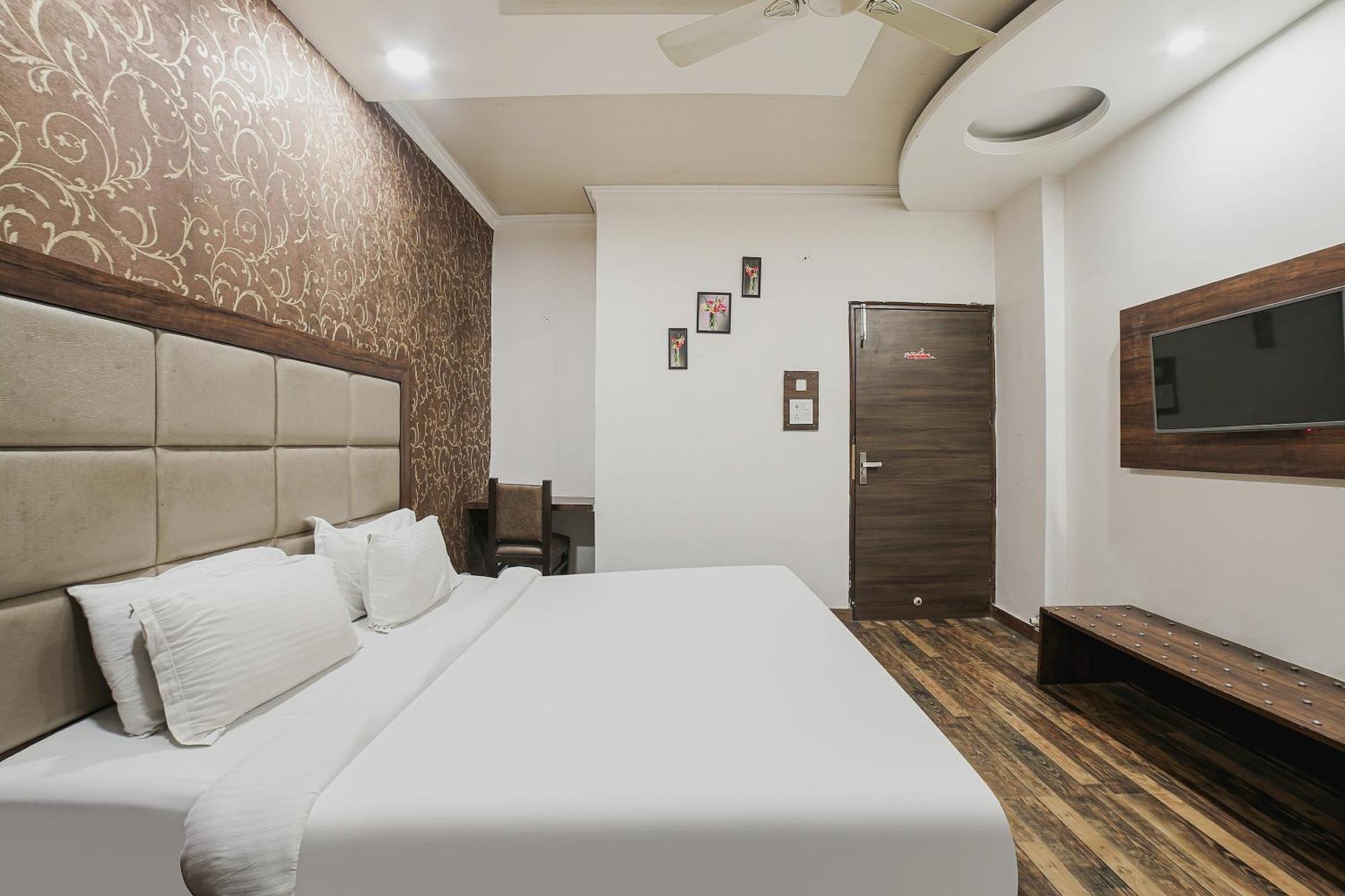 Hotel Townhouse Hollywood Heights Amritsar Exterior foto